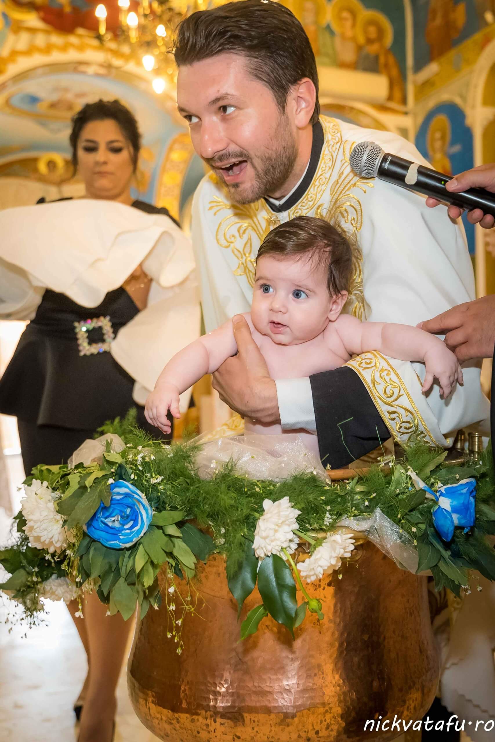 fotograf portret sedinta foto botez nou nascut