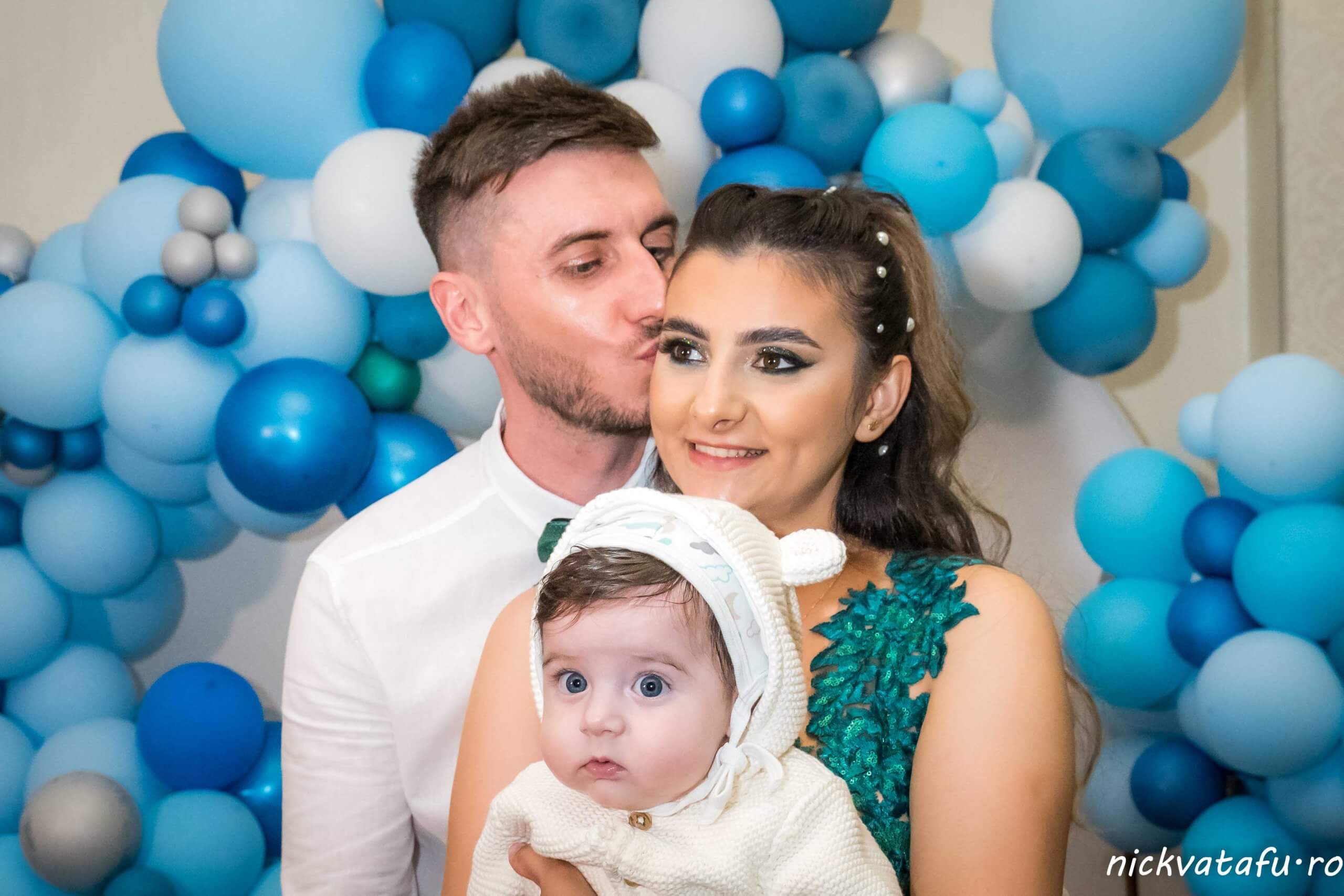 fotograf portret sedinta foto botez nou nascut familie