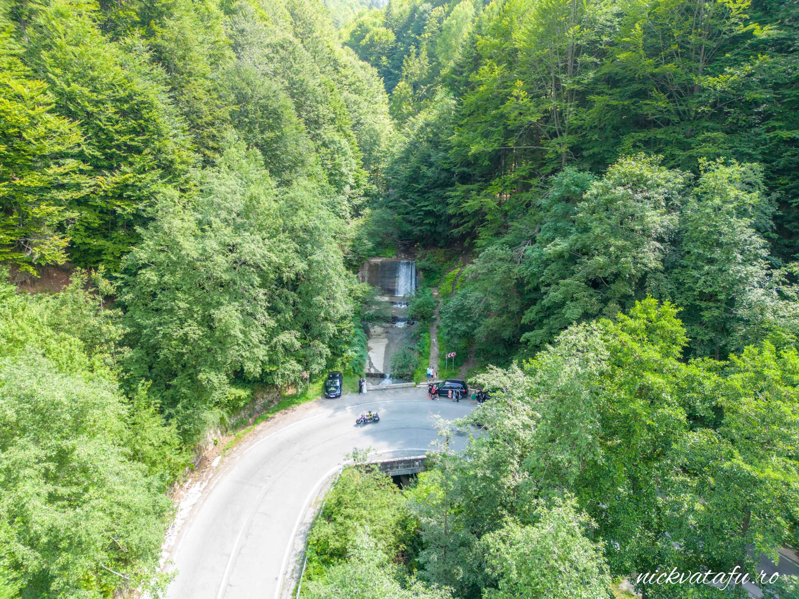 sedinta foto after wedding in natura vidraru cu drona