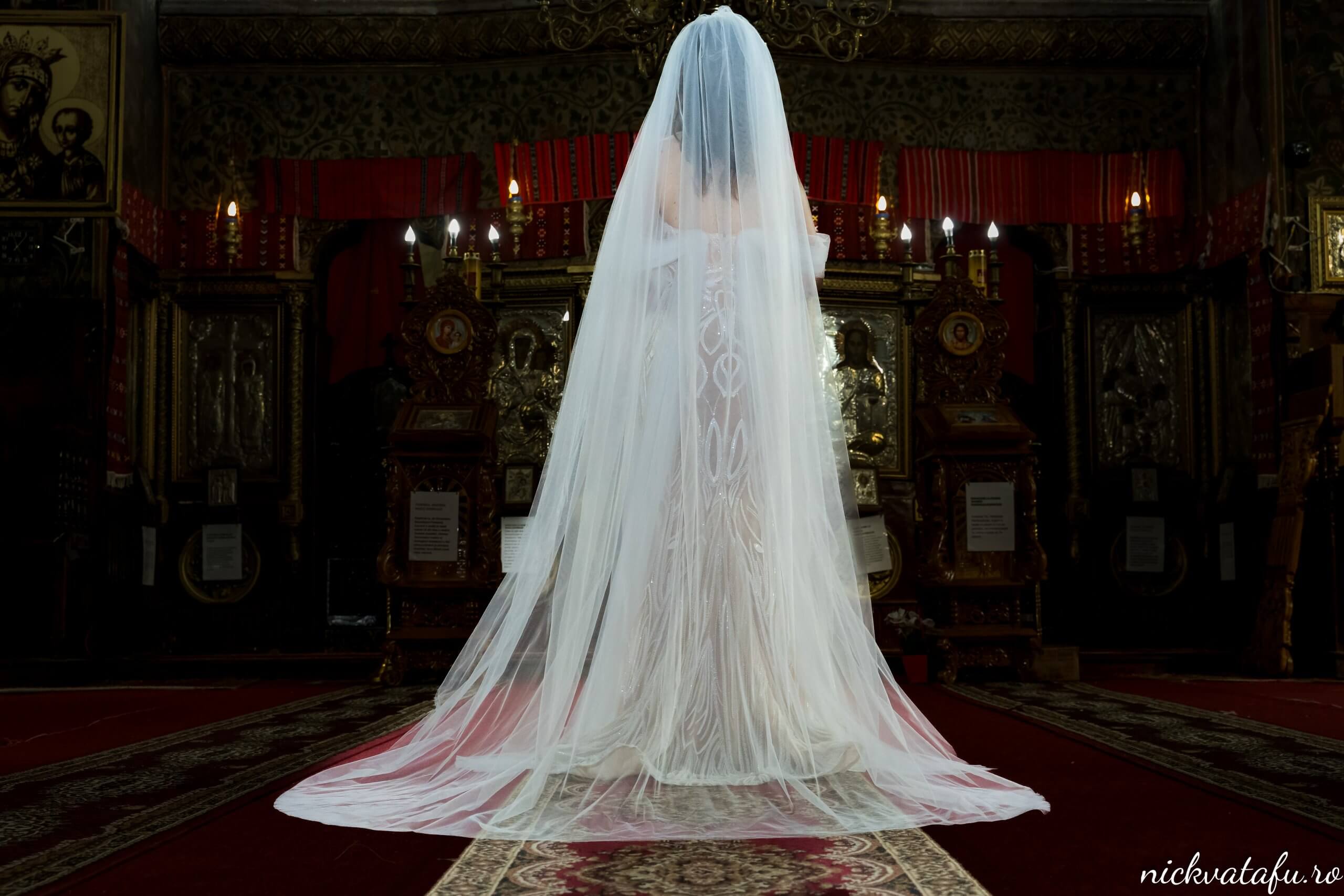 fotograf nunta rochie mireasa voal sedinta foto biserica