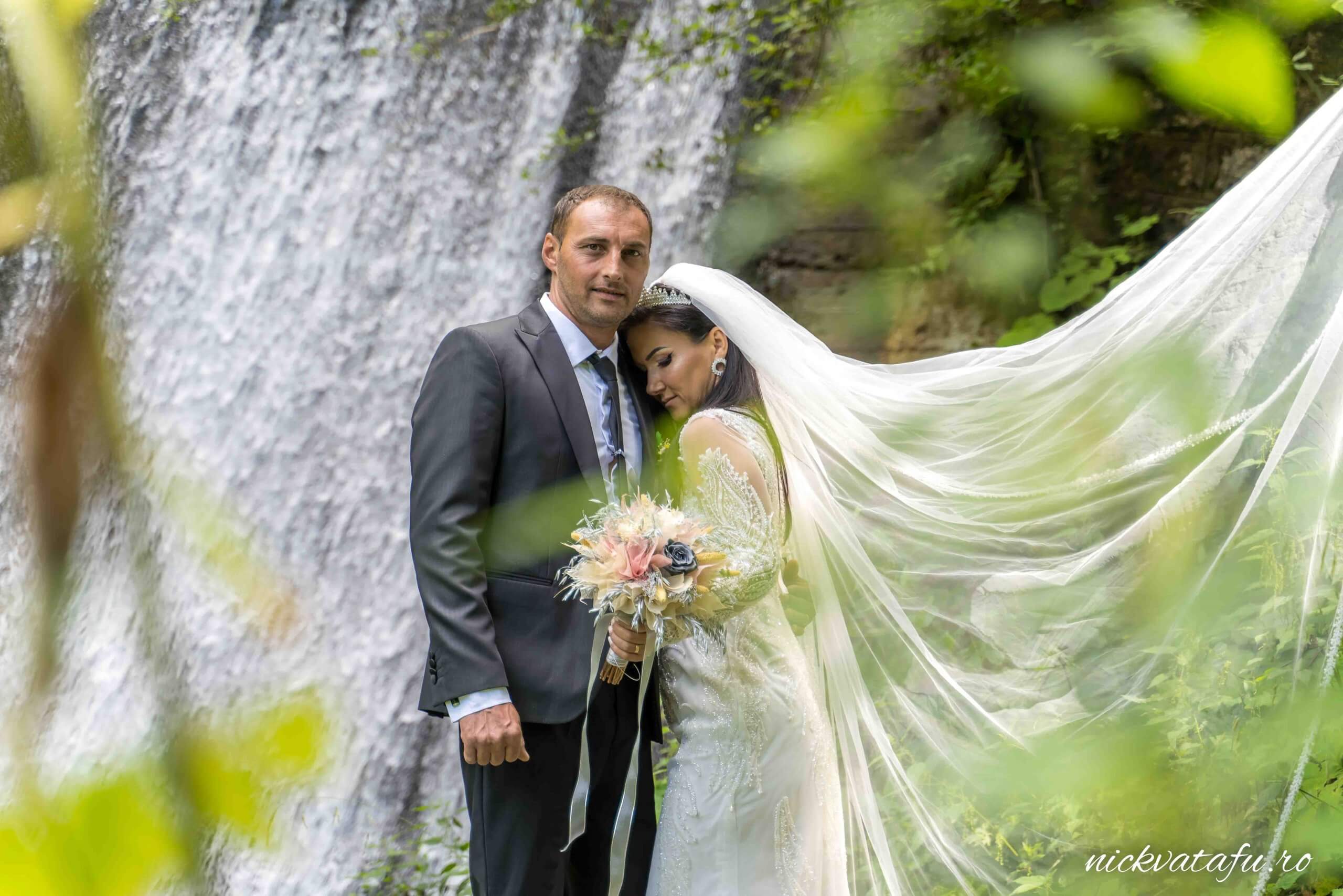 sedinta foto after wedding in natura vidraru cascada